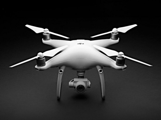 8999元起！大疆精靈Phantom 4 Advanced無人機發(fā)布