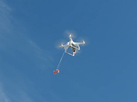 無(wú)人機(jī)只能航拍？其實(shí)還可以做更瘋狂的事