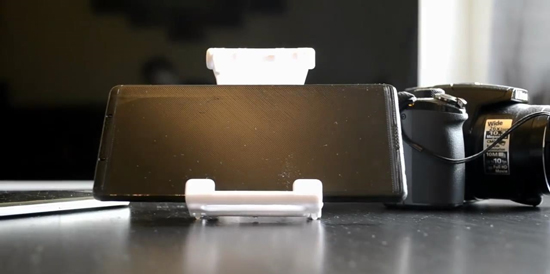 3D打印版三星Note8出現(xiàn):雙攝+全視曲面屏方正設(shè)計