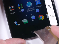 軟件強(qiáng)大硬件弱雞？HTC U11輕而易舉被掰彎