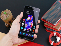 一加5海外市場(chǎng)同樣火爆！加油們排隊(duì)購(gòu)買(mǎi)占領(lǐng)數(shù)個(gè)街區(qū)