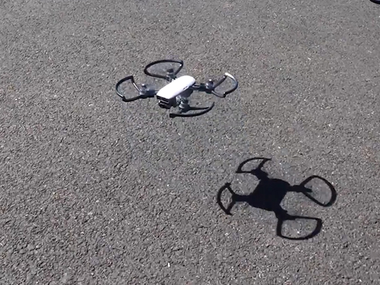 大疆“曉”Spark毀滅性測試：結(jié)果還是很耐撞啊