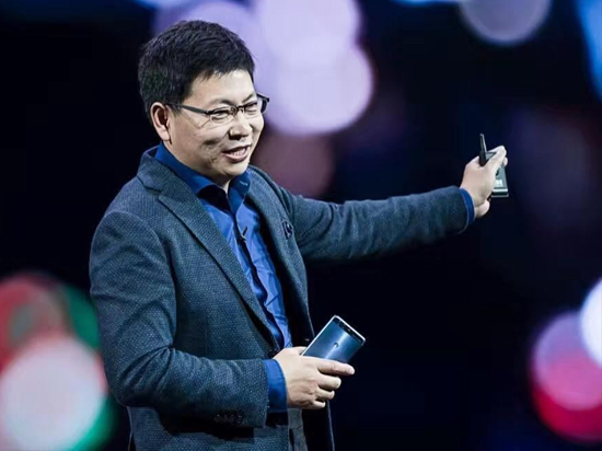 科客晚報(bào)：余承東自曝華為Mate10 蘋(píng)果突然更新iPod touch