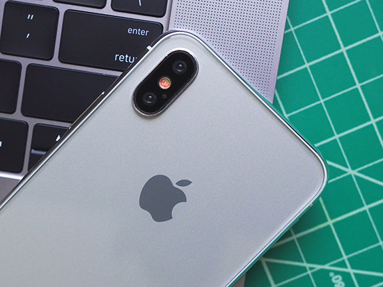 配件廠商又偷跑發布iPhone 8保護套! 還有全新肉色新機曝光