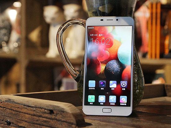 董明珠否認格力手機失敗，為何都賣不動呢？