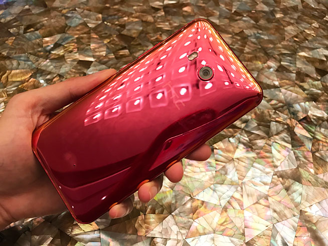 20年老臣暢談HTC這些年犯的錯(cuò)，全面屏視如“泡面”