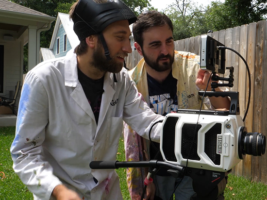 超高速攝影機(jī)拍攝彩彈撞擊:畫面竟然如此震撼