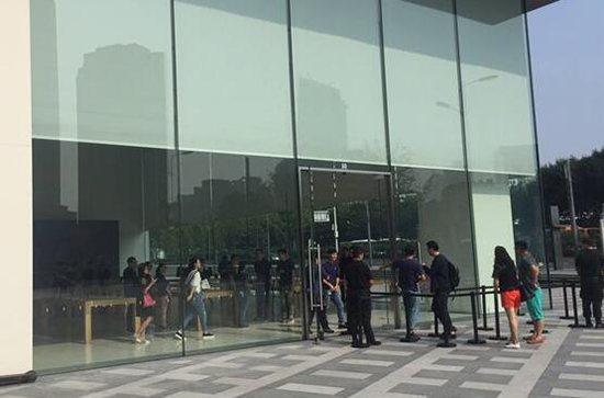 iPhone 8線下店首銷情況怎樣？結局很意外