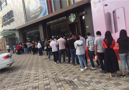iPhone 8線下店首銷情況怎樣？結局很意外