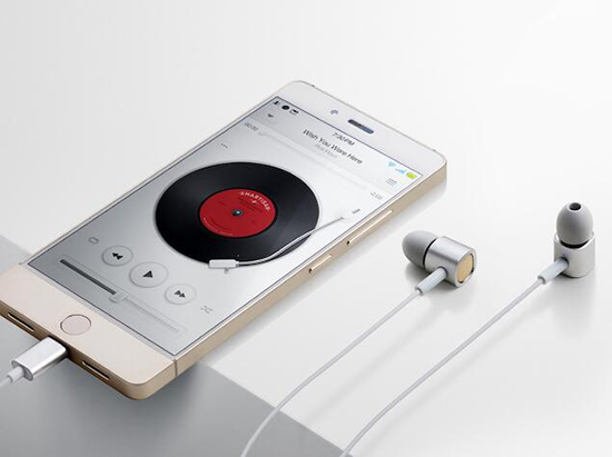 錘子堅果Pro終于破百萬銷量，為慶祝老羅任性降價促銷