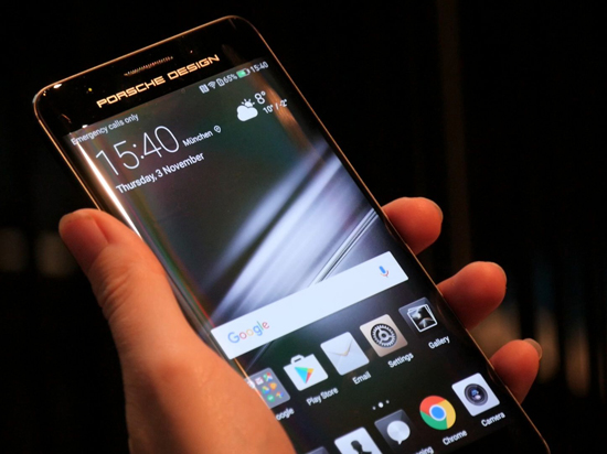 名副其實(shí)的國(guó)產(chǎn)機(jī)皇！華為Mate 10保時(shí)捷版曝光：售價(jià)比肩iPX