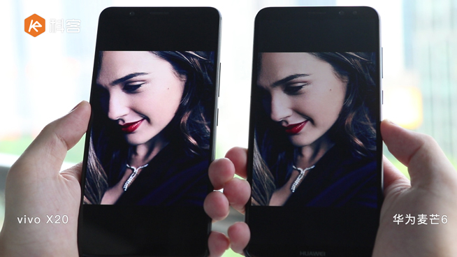 vivo X20上手體驗：Super AMOLED全面屏差別居然這么大？