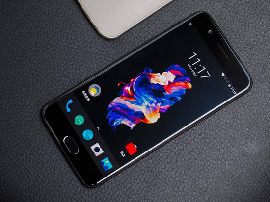 老外最愛一加5全面斷貨：一加5T要來了？