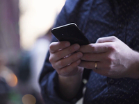 科客晚報(bào)：九月熱門手機(jī)品牌榜出爐，iPhone 8系列“十連裂”