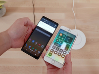 iPhone 8 Plus對(duì)比三星Note8無線充電：蘋果太慢簡(jiǎn)直要放棄