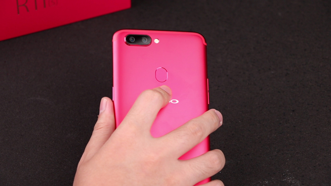 設(shè)計(jì)細(xì)節(jié)成就爆款！星幕全面屏OPPO R11s上手評(píng)測(cè)