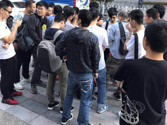 iPhone X首銷最新黃牛價匯總：周末或破發，北京最低