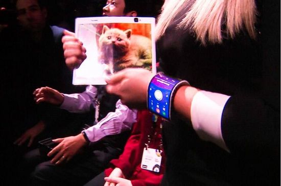 折疊屏將成手機行業(yè)下個關鍵詞 這些廠商早已積極備戰(zhàn)