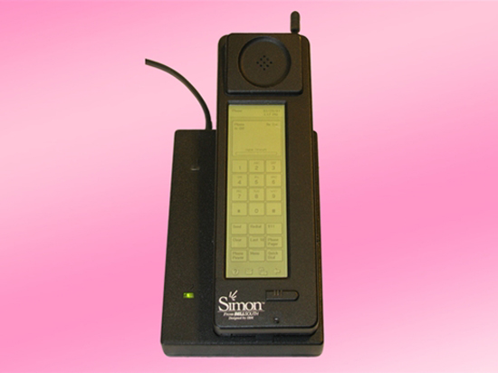 世界第一臺(tái)智能機(jī)IBM Simon挑戰(zhàn)三星S8：亮點(diǎn)不少