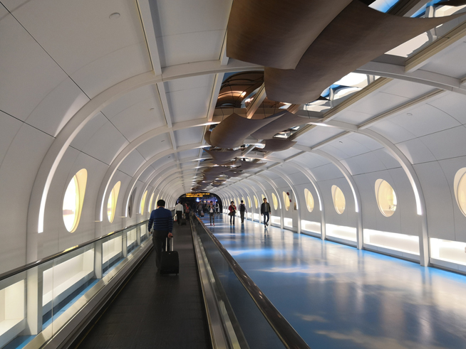 AI不釋手的體驗(yàn)！麒麟970全面屏旗艦榮耀V10評(píng)測(cè)