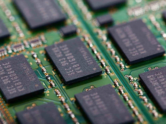 內存閃存紛紛降價！明年春季智能手機將迎降價潮