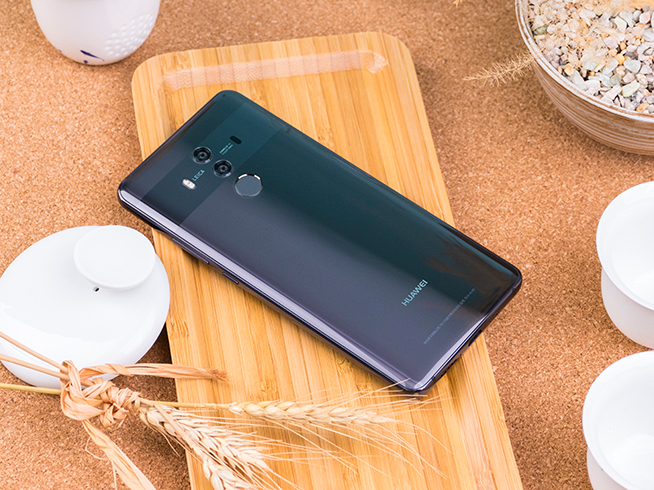 秒變PC/媲美相機！華為手機5大功能讓iPhone X汗顏