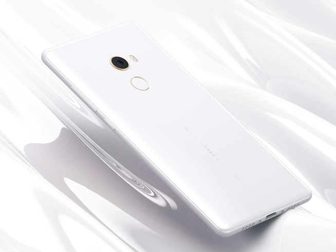 情人節送禮是難題？不妨考慮這些適合女生的白色手機！