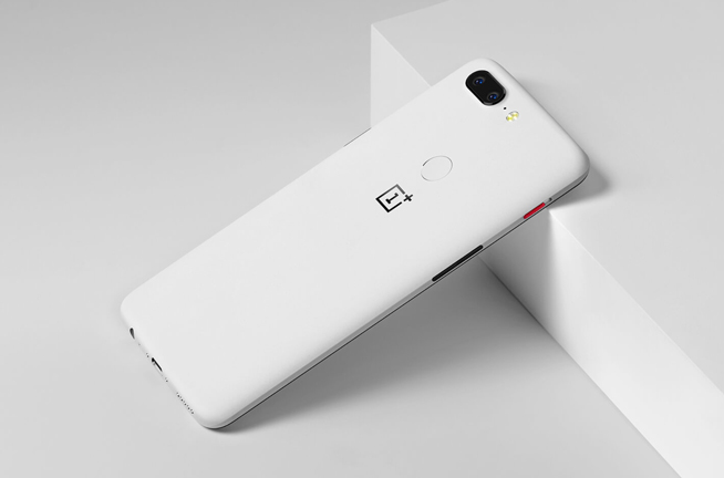 情人節送禮是難題？不妨考慮這些適合女生的白色手機！