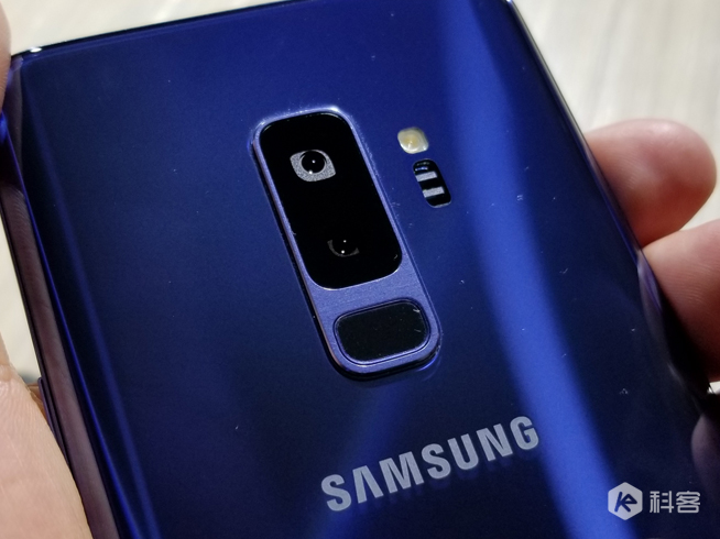 國行三星S9/S9+發(fā)布：可變光圈雙攝搶眼，頂配售價(jià)7599元