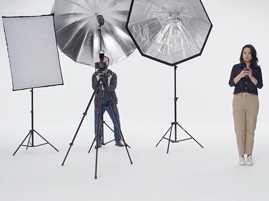 華為P20官方視頻：真機(jī)曝光+實(shí)力吐槽微單單反相機(jī)，索尼佳能無奈躺槍