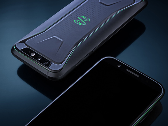 看膩了千篇一律的全面屏？或許這些游戲手機能幫你解毒