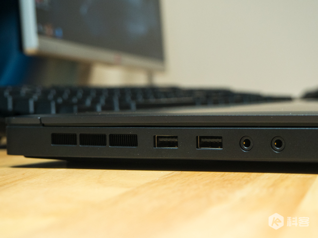 小米游戲本體驗評測：游戲工作兩不誤 完全能替代臺式機