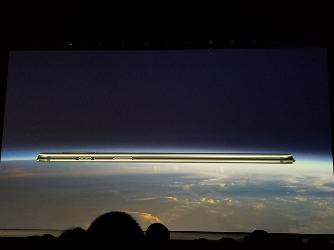 全速旗艦一加手機6發(fā)布：3199元起售 復聯(lián)版加持手感依舊爽