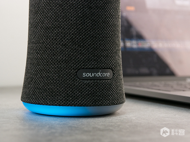 Soundcore Flare藍(lán)牙音箱評(píng)測：出彩霓虹燈 出色音質(zhì)與續(xù)航
