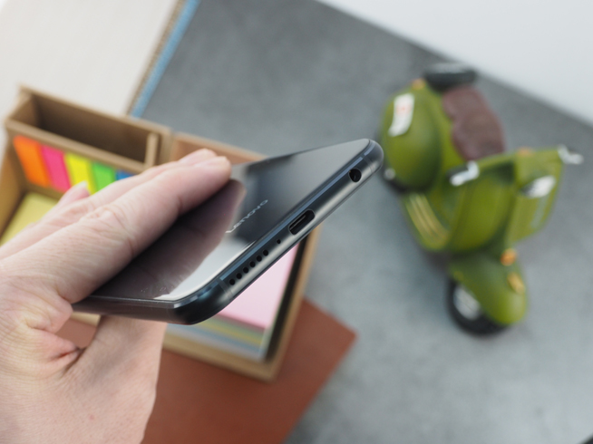 聯(lián)想千元新機Z5體驗評測：國民新旗艦是噱頭 還是誠意回歸呢？