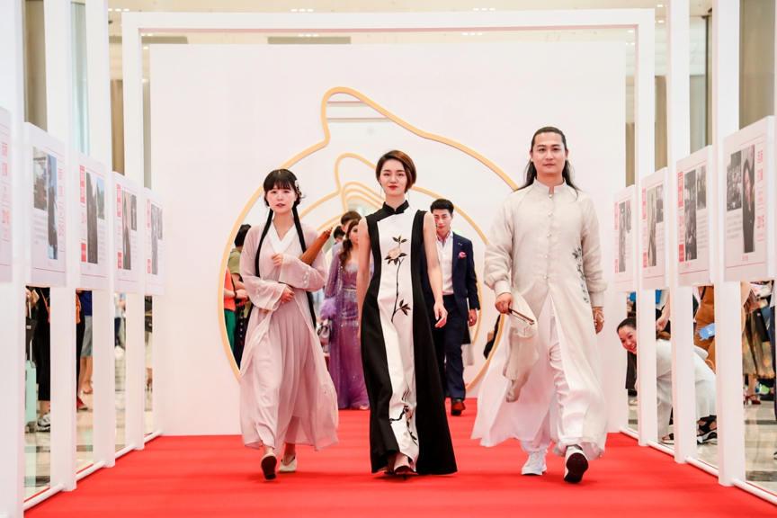 電商內(nèi)容化進入收獲期：淘寶連續(xù)四季度用戶增長超兩千萬