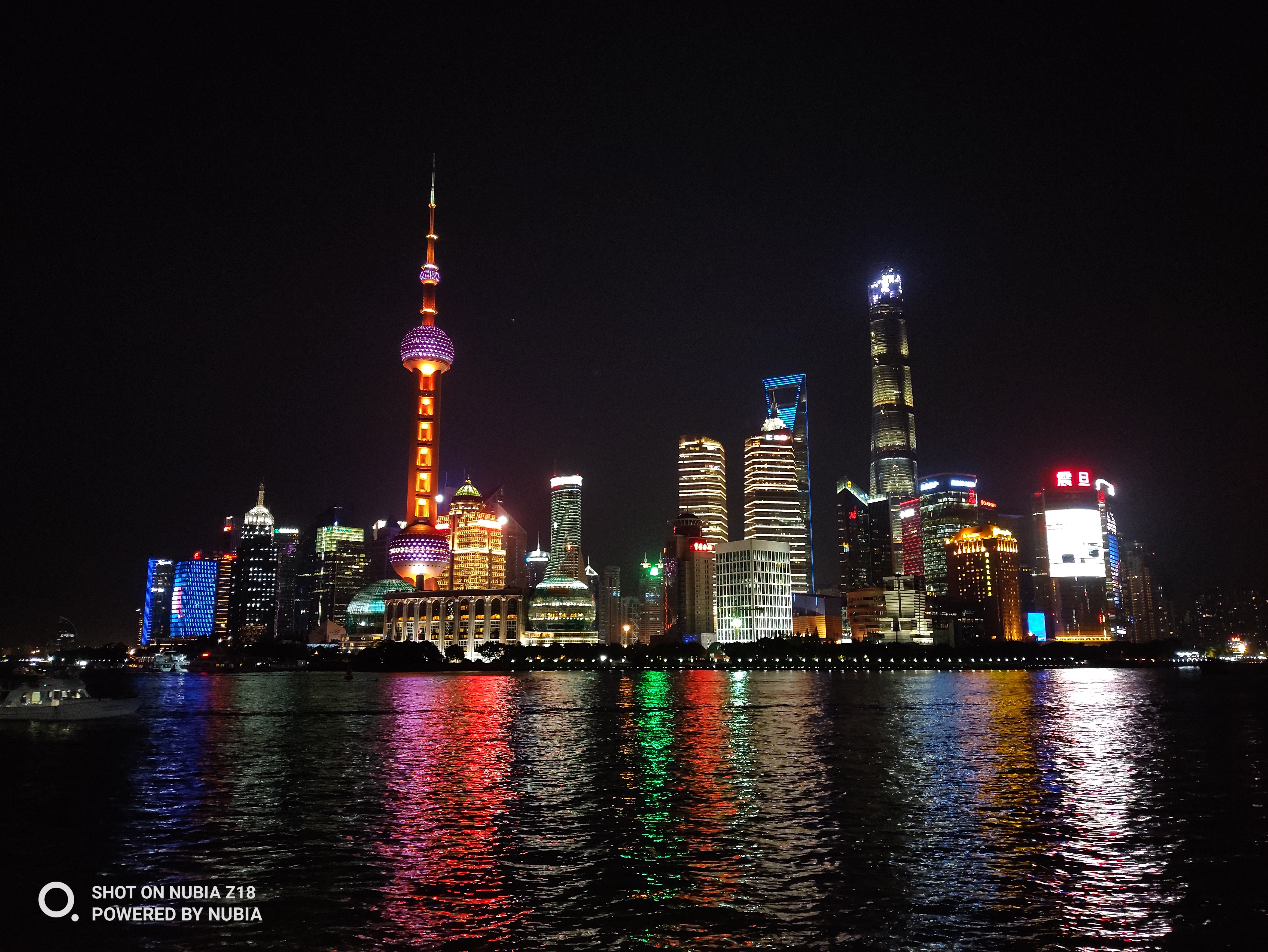 努比亞Z18視頻評測：顏值出色 AI相機(jī)出眾