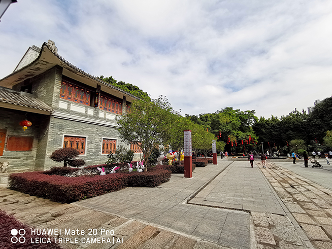 華為Mate 20 Pro相機詳盡測試：高畫質(zhì)夜景+超廣角 表現(xiàn)已無對手