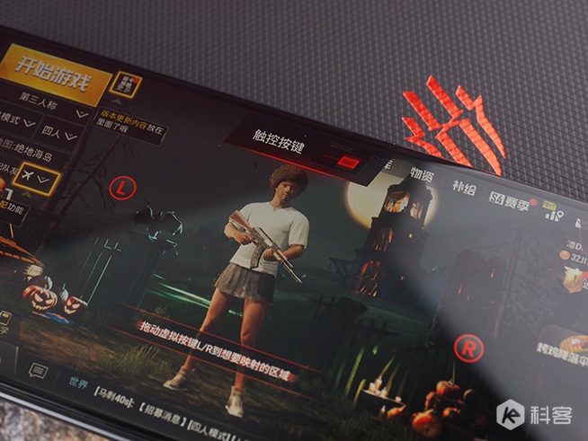 紅魔Mars電競手機評測：10G內(nèi)存+邊框觸控，像游戲機一樣