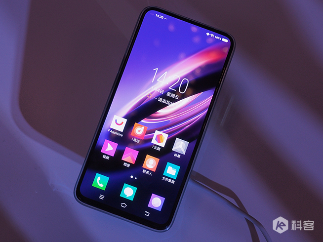 vivo APEX 2019上手圖賞：一體化設計感極強 按鍵開孔通通消失