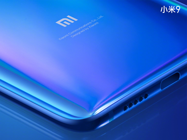 雷軍show小米9真機(jī)照：三攝全息幻彩藍(lán)新配色 透明探索版也不會(huì)缺席