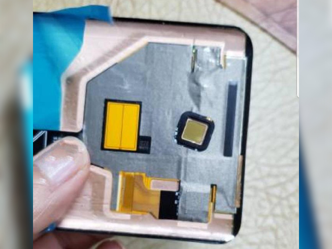 華為P30 Pro屏幕細節(jié)曝光：雙曲面珍珠屏助陣 標配屏幕指紋