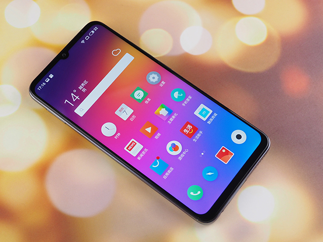 魅族Note 9體驗(yàn)：吃雞偶然會(huì)卡 超級(jí)夜景真不錯(cuò)