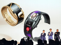 十項技能贏蘋果Watch！實測努比亞阿爾法腕機(jī)有多香？