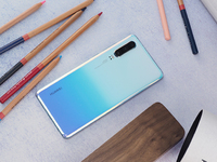 華為P30評測：全面升級(jí) 手感和拍照超預(yù)期