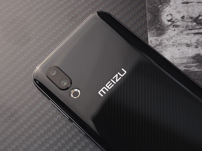 魅族16s開箱：驍龍855性能保證 對稱式全面屏提升顏值