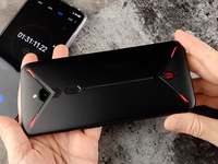 紅魔3游戲續(xù)航測試：90分鐘連續(xù)吃雞耗電25% 最長達(dá)6小時