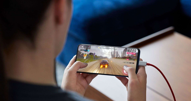 一加手機7 Pro海外先發(fā)：頂級2K雙曲面屏 12GB頂配5148元真香