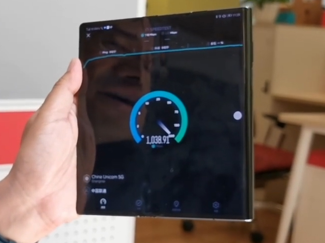 華為Mate X實(shí)測5G網(wǎng)速：下載速率超1Gbps 最快今年能嘗鮮