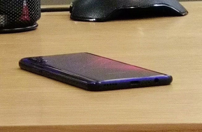 榮耀9X官方渲染圖出爐：三攝加持背部紋理亮眼 你給打幾分？